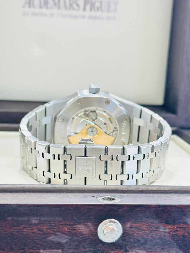 Audemars Piguet Royal Oak 39 Selfwinding 15300ST.OO.1220ST.03 B/P PreOwned - Diamonds East Intl.