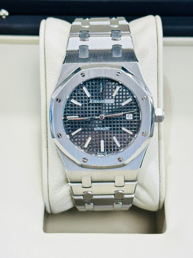 Audemars Piguet Royal Oak 39 Selfwinding 15300ST.OO.1220ST.03 B/P PreOwned - Diamonds East Intl.