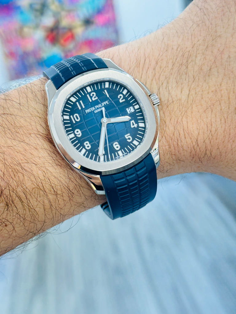 Patek Philippe 5168G-001 Aquanaut 42 White Gold Blue Dial Box and Papers - Diamonds East Intl.