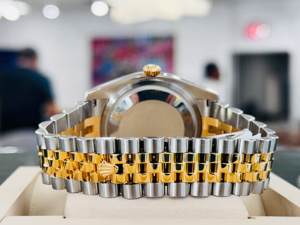 Rolex  Datejust 36 116233 Fluted Bezel  Factory Blue Dial super Jubilee Bracelet  Box and Papers - Diamonds East Intl.