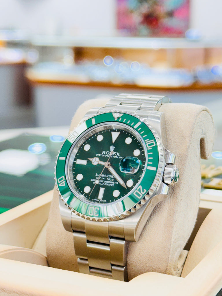 Rolex Submariner HULK 116610LV Oyster Perpetual Green Ceramic - Diamonds East Intl.