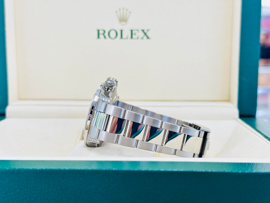Rolex Daytona 116509 Custom Diamond lugs & Ruby Bezel - Diamonds East Intl.