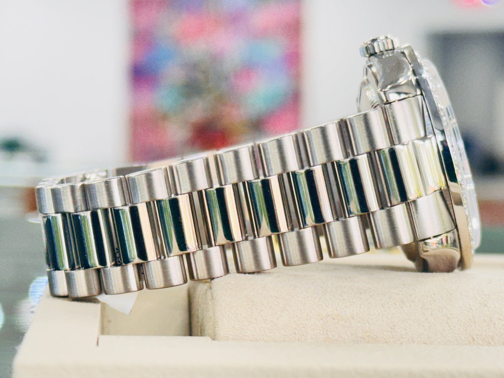 Rolex Day-Date 36 118239 Factory Silver Baguette Diamond Dial  Custom Diamond Bezel PreOwned - Diamonds East Intl.