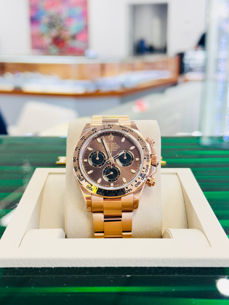 Rolex Cosmograph Daytona 40  116505 Chocolate Dial 18K Rose Gold   Box and Papers PreOwned