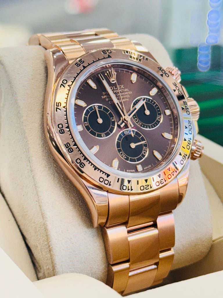 Rolex Cosmograph Daytona 40  116505 Chocolate Dial 18K Rose Gold   Box and Papers PreOwned