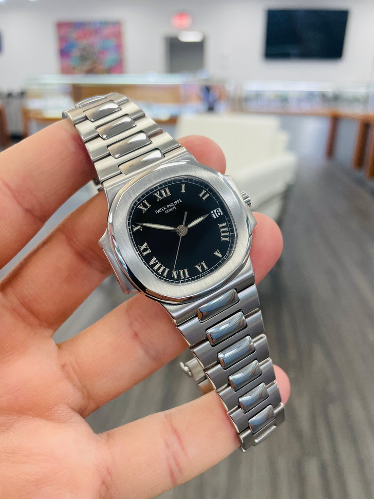 Patek Philippe Nautilus 3800/1A-001 PreOwned Mint Condition - Diamonds East Intl.