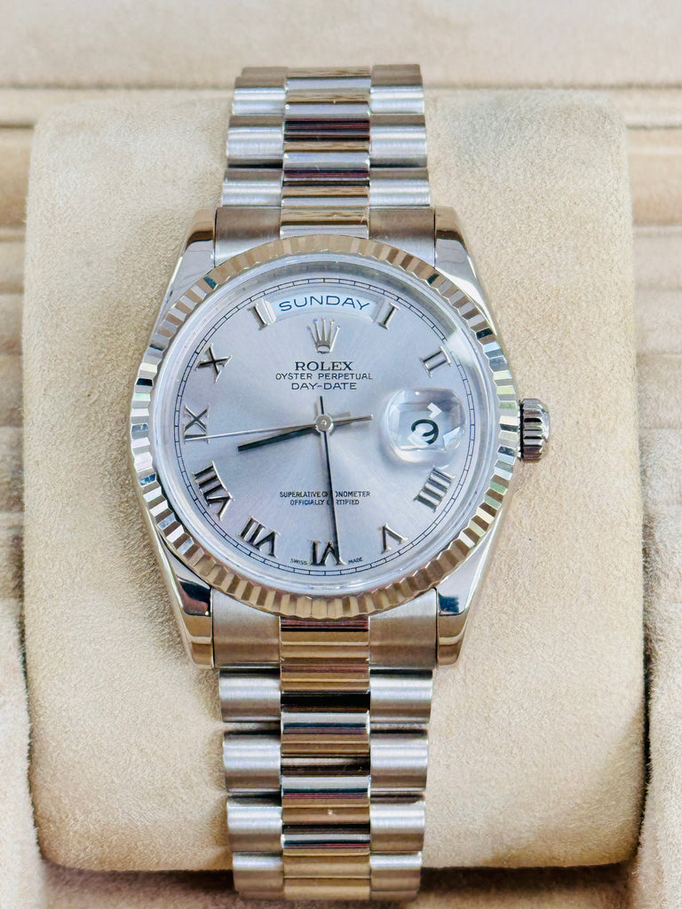 Rolex Day-Date 36 118239 President Day Date Silver Roman White Gold Box and Papers