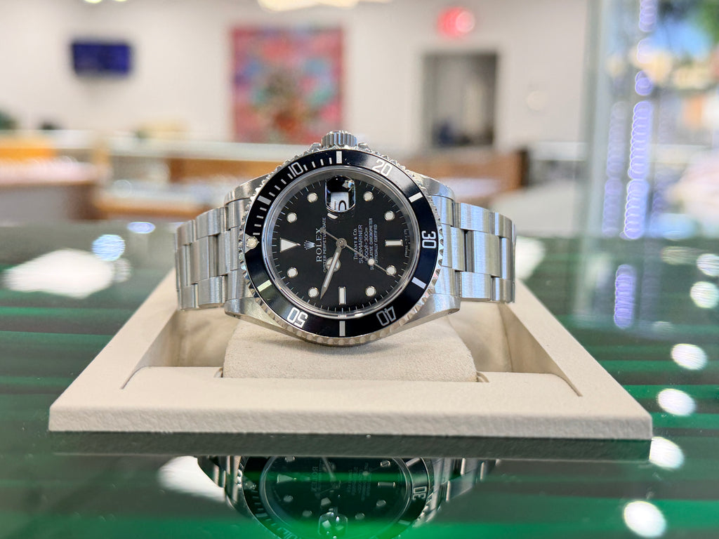 Rolex Submariner Date 40  16610 Factory “TIFFANNY CO. STAMP” MINT