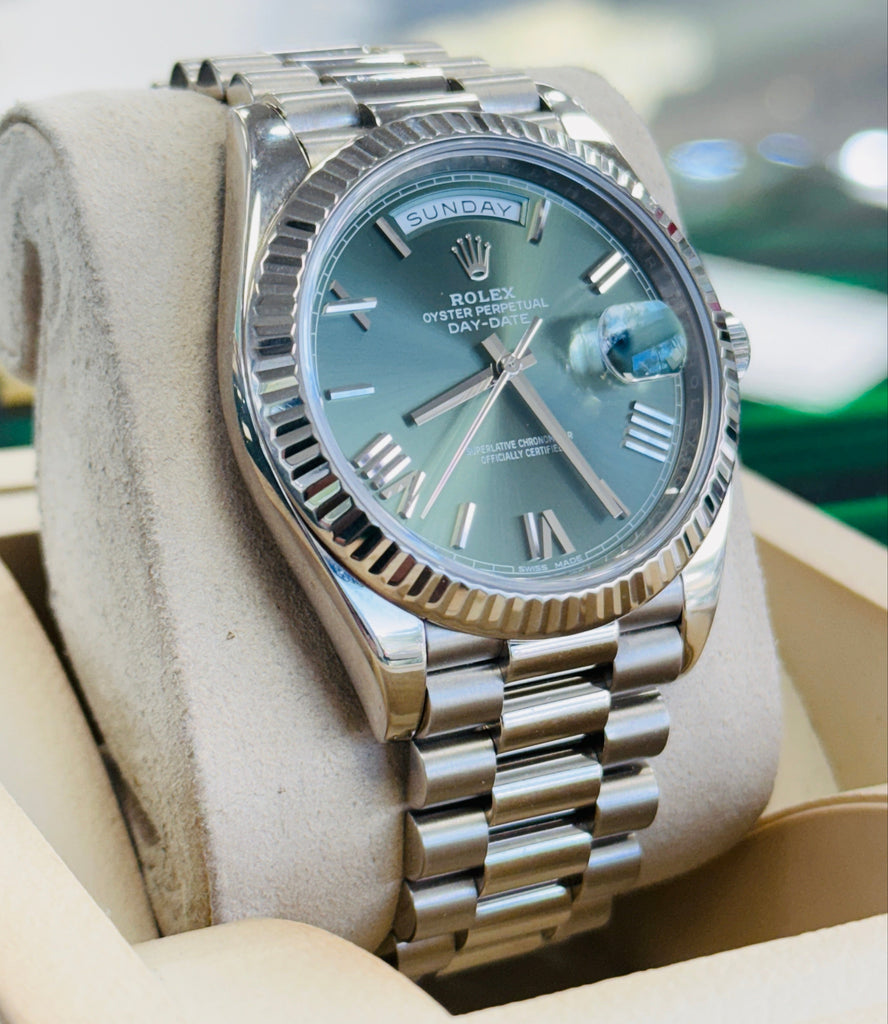 Rolex Day-Date 40 228239 Fluted Bezel GREEN Olive Dial Watch Box/Papers MINT