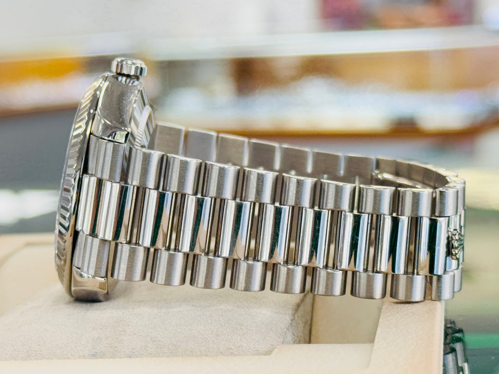 Rolex Day-Date 40 228239 Fluted Bezel GREEN Olive Dial Watch Box/Papers MINT - Diamonds East Intl.
