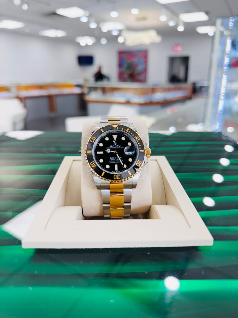 Rolex Submariner Date 126613LN 41 TwoTone Stainless and Gold  Black Dial PreOwned - Diamonds East Intl.