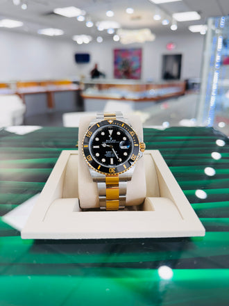 Rolex Submariner Date 126613LN 41 TwoTone Stainless and Gold  Black Dial PreOwned - Diamonds East Intl.