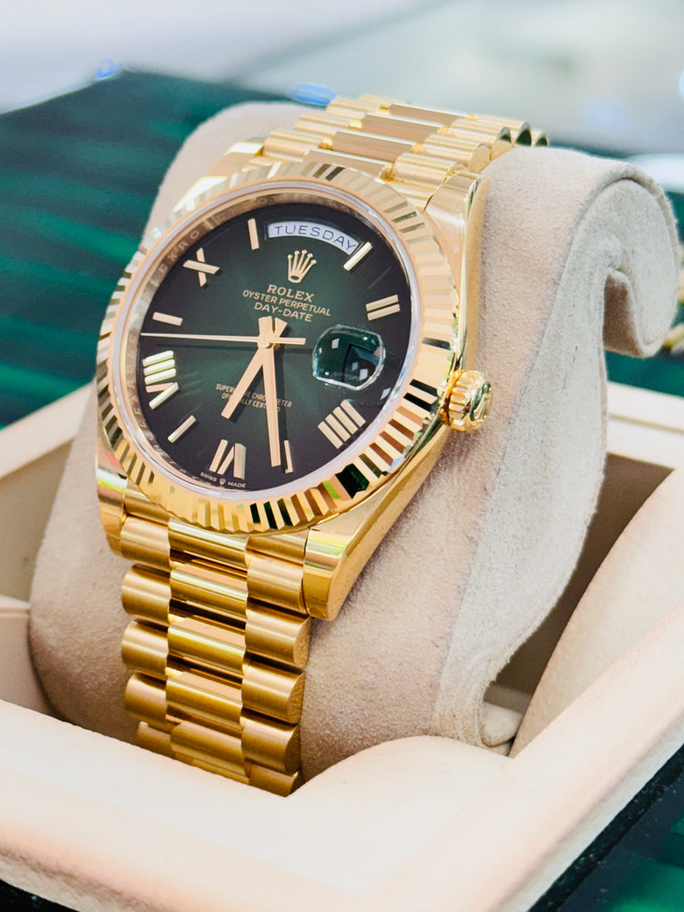 Rolex Day-Date 40 228238  NEW RELEASE 2024 OMBRE GREEN ROMAN Unworn Box and Papers - Diamonds East Intl.