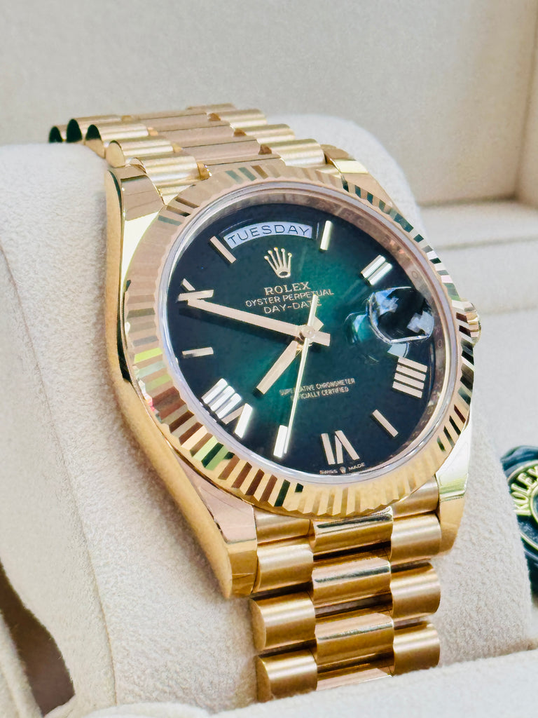 Rolex Day-Date 40 228238  NEW RELEASE 2024 OMBRE GREEN ROMAN Unworn Box and Papers - Diamonds East Intl.