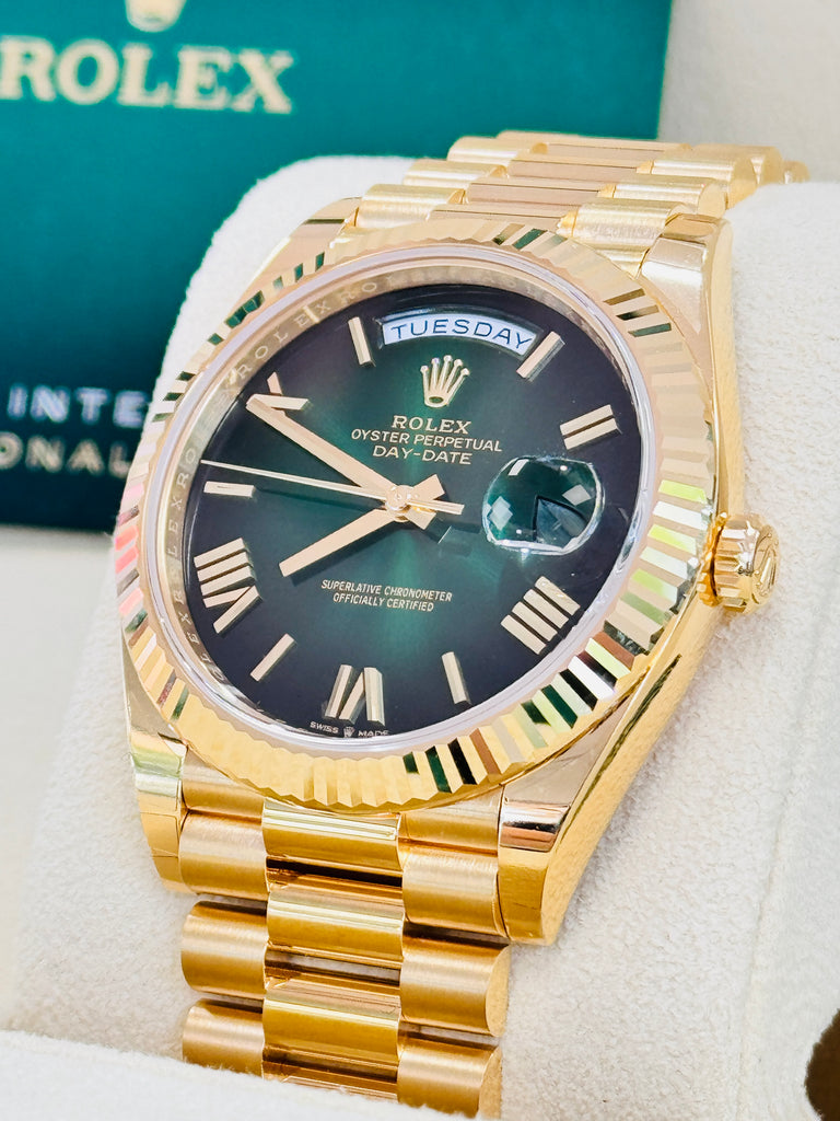 Rolex Day-Date 40 228238  NEW RELEASE 2024 OMBRE GREEN ROMAN Unworn Box and Papers - Diamonds East Intl.