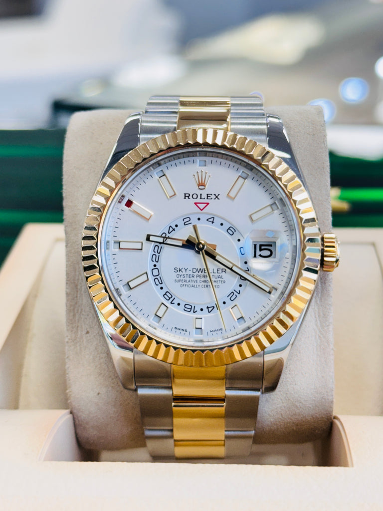 Rolex Sky-Dweller 326933 White Dial Stainless Steel 18K Yellow Gold Oyster MINT