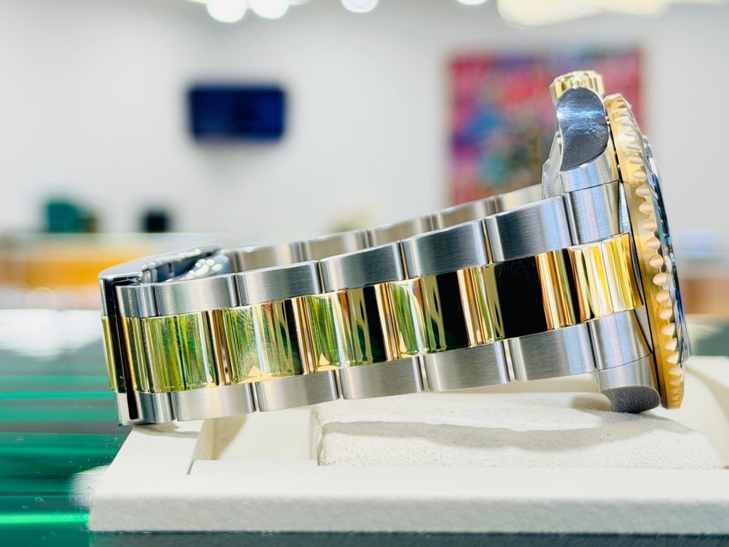 Rolex Sea-Dweller 126603 43 Black Dial 18k Yellow Gold & Stainless Steel Oyster  Box and Paper MINT - Diamonds East Intl.