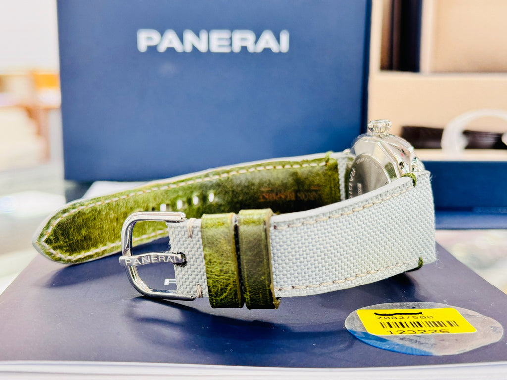 Panerai Radiomir PAM 1386 Military Green Dial Steel 40mm Box and Papers MINT