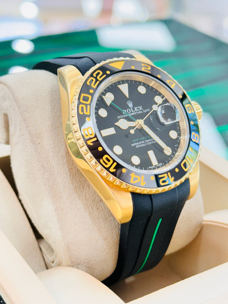 Rolex GMT-Master II 116718LN Black Dial 18k Yellow Gold Oyster Band + Rubber B Box/Service Card 