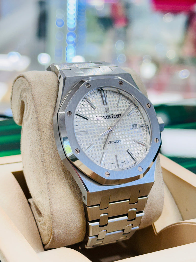 Audemars Piguet Royal Oak Selfwinding 15400ST Stainless Steel Silver Dial MINT