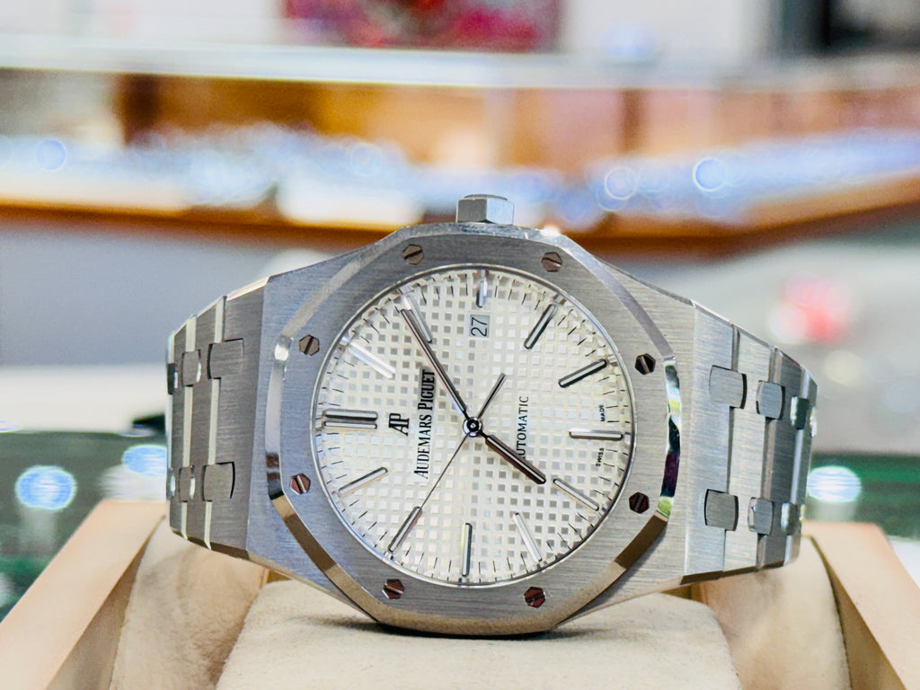 Audemars Piguet Royal Oak Selfwinding 15400ST Stainless Steel Silver Dial MINT