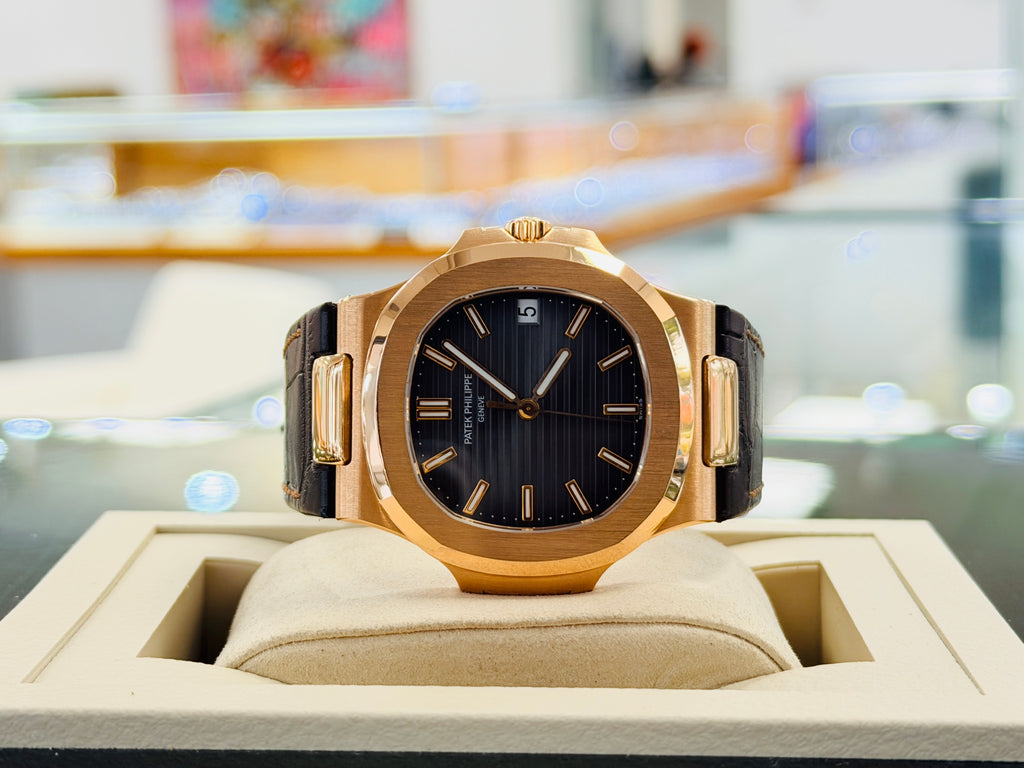 Patek Philippe 5711R-001 Nautilus 18k Rose Gold Watch MINT