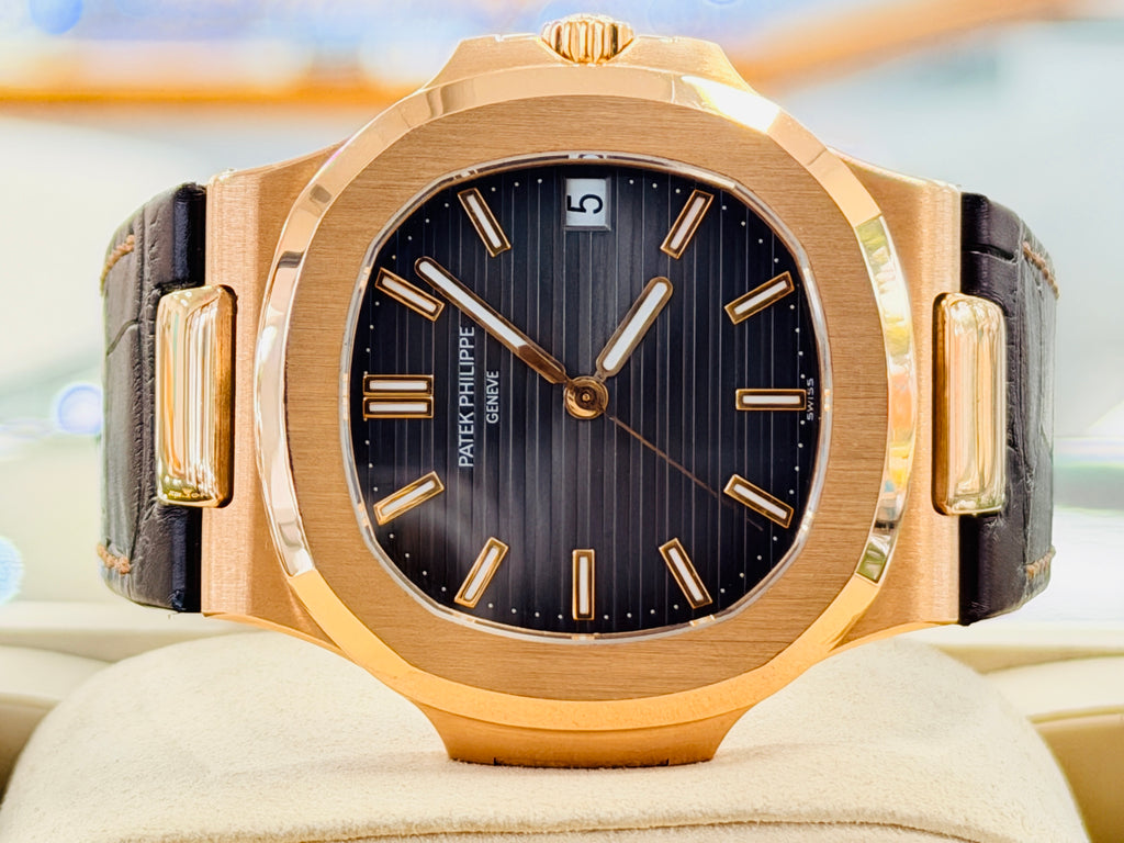 Patek Philippe 5711R-001 Nautilus 18k Rose Gold Watch MINT