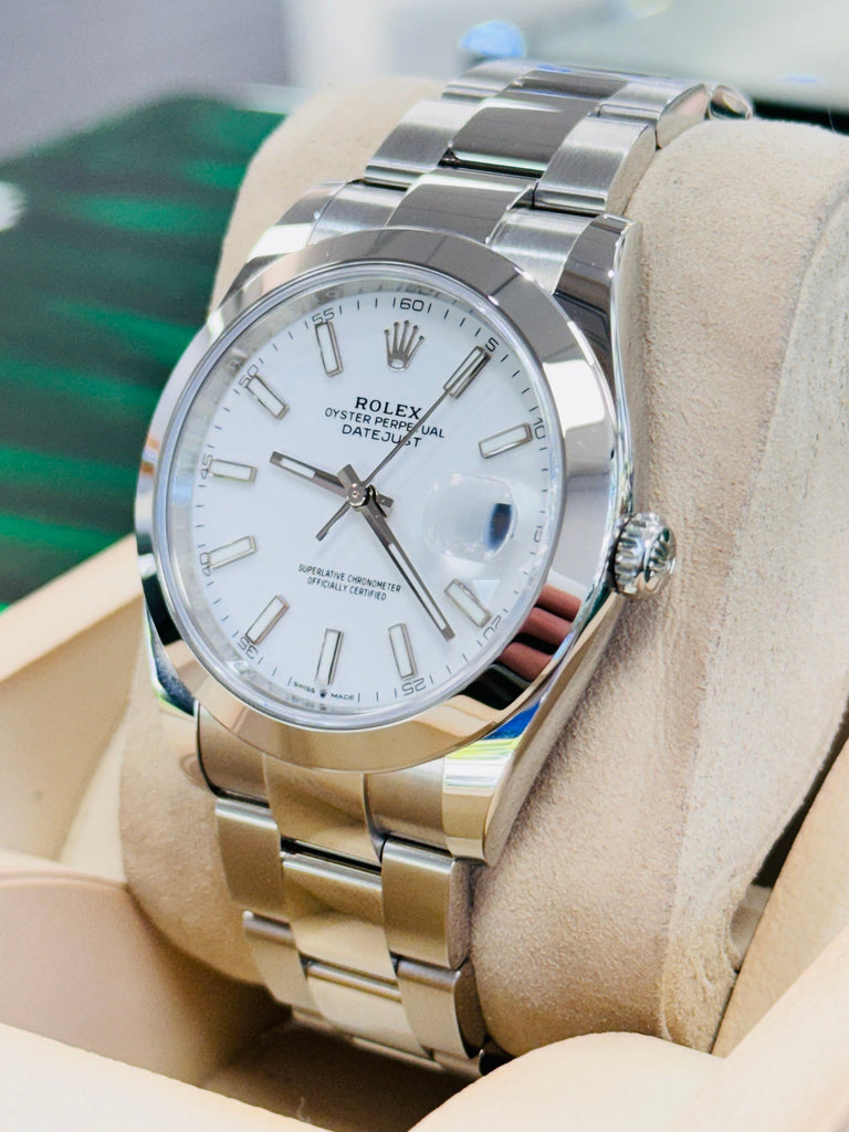 Rolex Datejust 41mm 126300 Oyster White Dial Smooth Bezel Box and Papers MINT