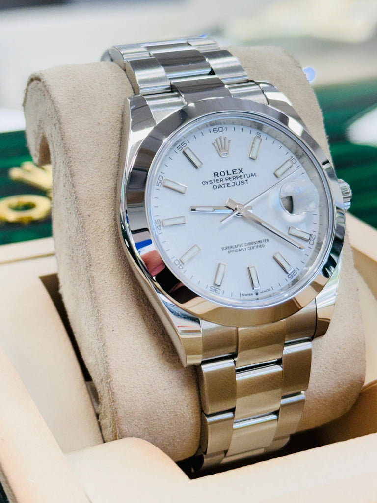 Rolex Datejust 41mm 126300 Oyster White Dial Smooth Bezel Box and Papers MINT