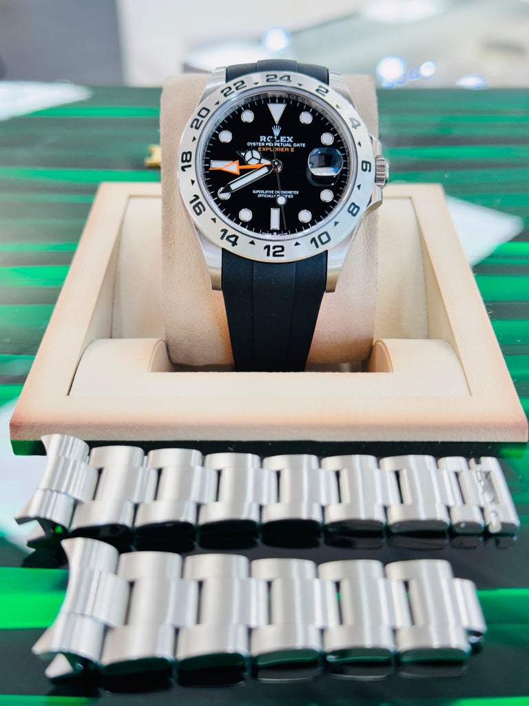 Rolex Explorer II 226570 Black Dial Oyster Steel 42 mm Box and Papers + RubberB