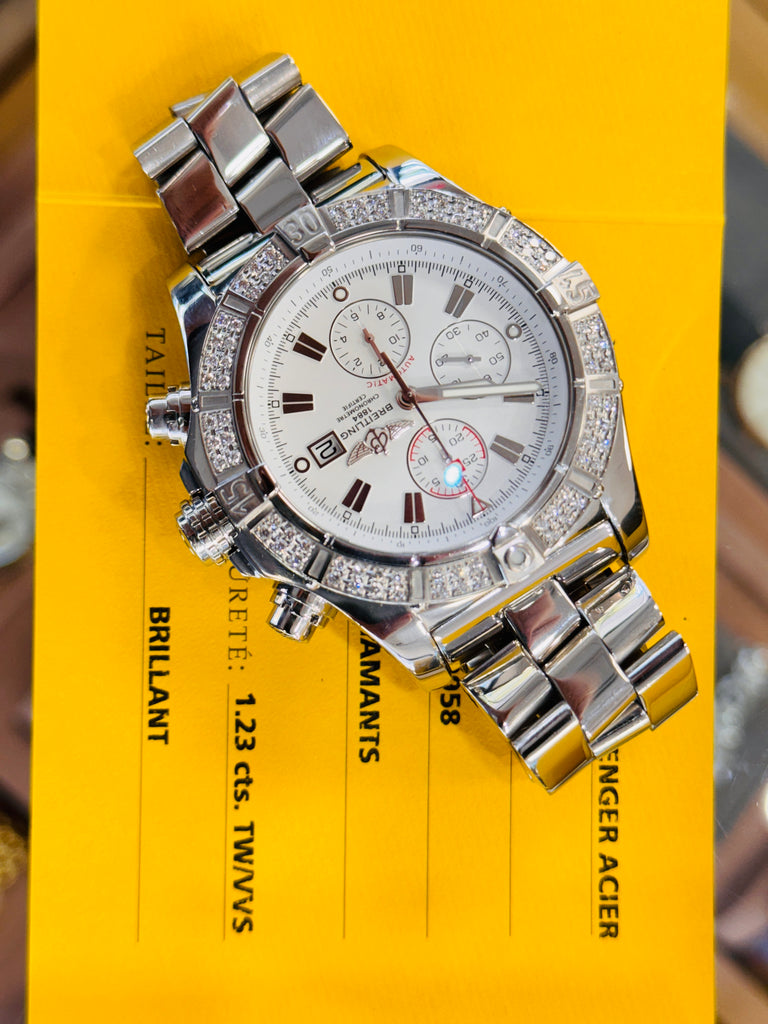 Breitling Super Avenger Acier A1337053 48mm Factory Diamond Bezel  Box and Papers MINT