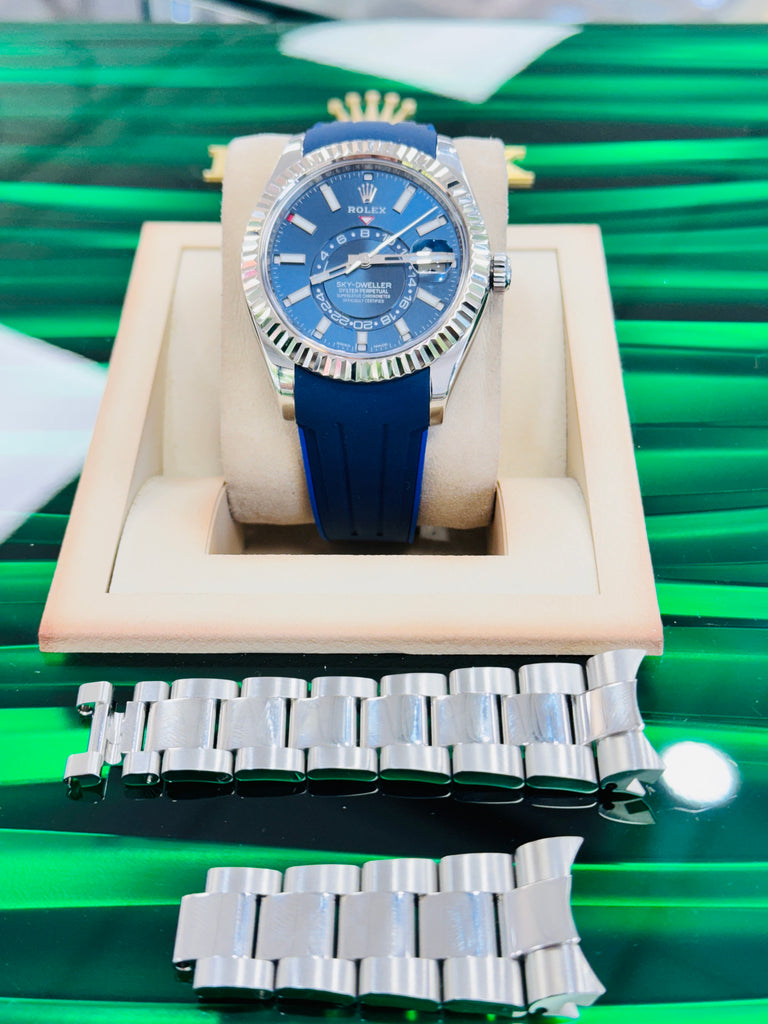 Rolex Sky-Dweller 326934 Blue Dial Oyster Steel Bracelet + Rubber B Watch