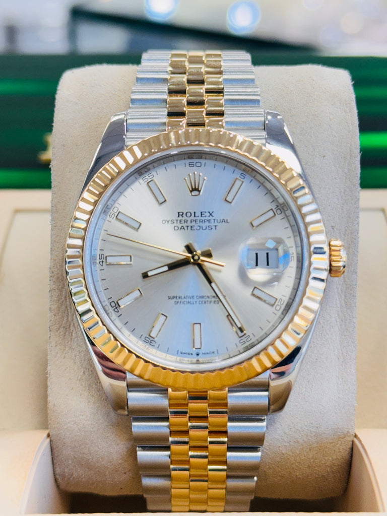 Rolex Datejust 41 126333  18k Gold / Steel Jubilee Bracelet Fluted Bezel Silver Dial  Papers MINT 