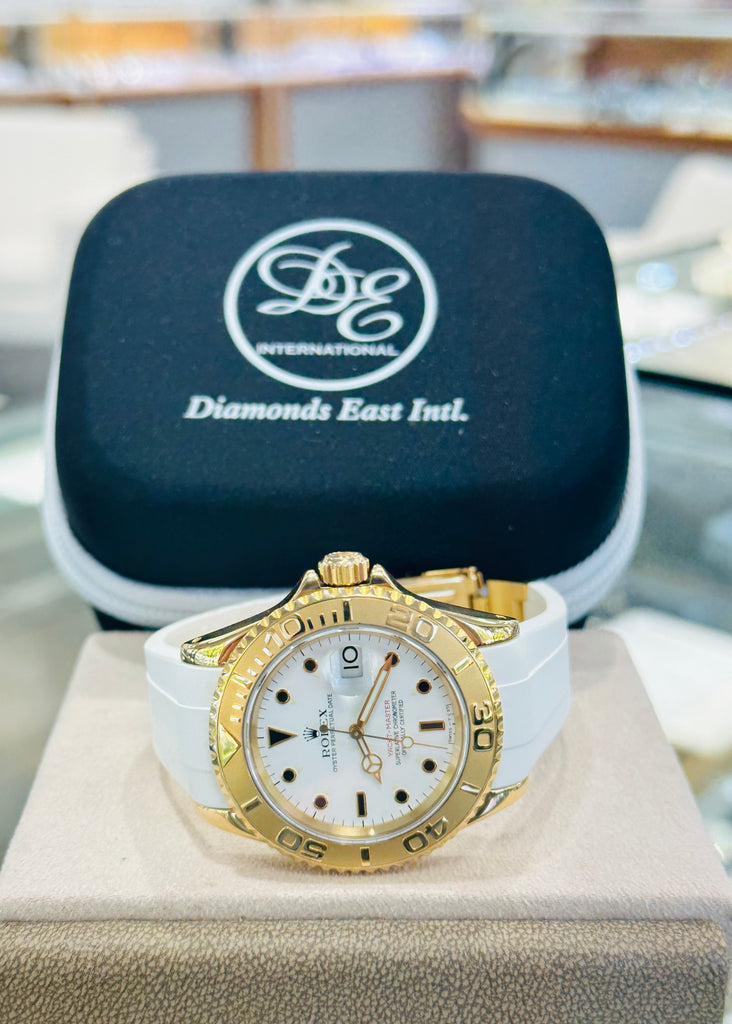 Rolex Yacht master 16628 40 Yellow Gold White Dial on Rubber B Band preOwned - Diamonds East Intl.