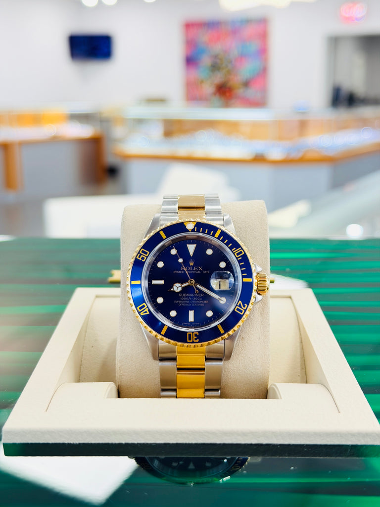 Rolex Submariner Date 40 16613 LB Two-Tone Yellow Gold & Steel  Blue Dial “Bluesy” Non Ceramic MINT