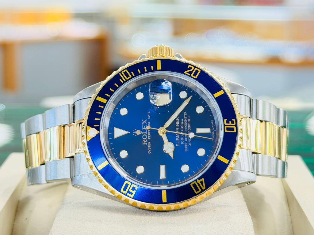 Rolex Submariner Date 40 16613 LB Two-Tone Yellow Gold & Steel  Blue Dial “Bluesy” Non Ceramic MINT