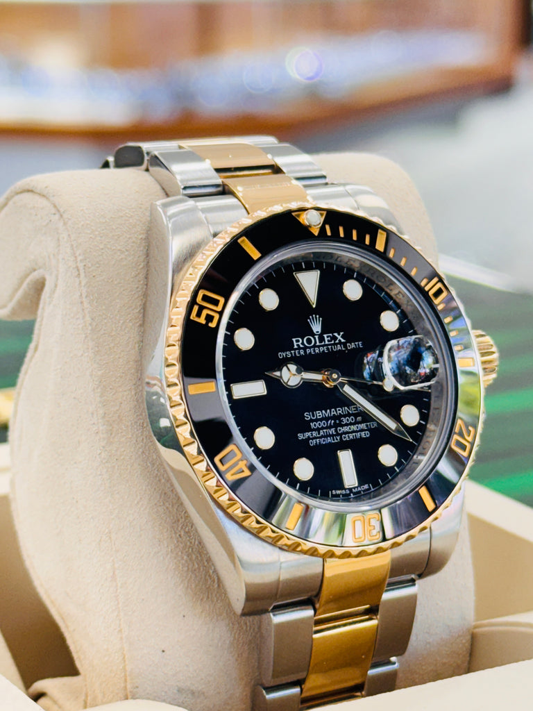 Rolex Submariner Date 116613LN  Black Dial Original OYSTER STEEL/GOLD BAND  PreOwned - Diamonds East Intl.