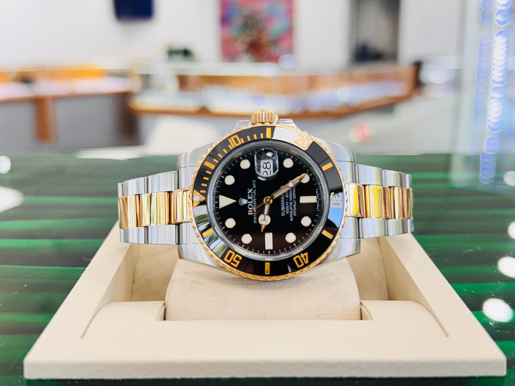 Rolex Submariner Date 116613LN  Black Dial Original OYSTER STEEL/GOLD BAND  PreOwned - Diamonds East Intl.