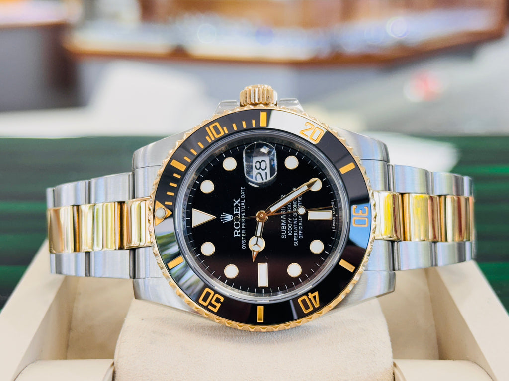 Rolex Submariner Date 116613LN  Black Dial Original OYSTER STEEL/GOLD BAND  PreOwned - Diamonds East Intl.