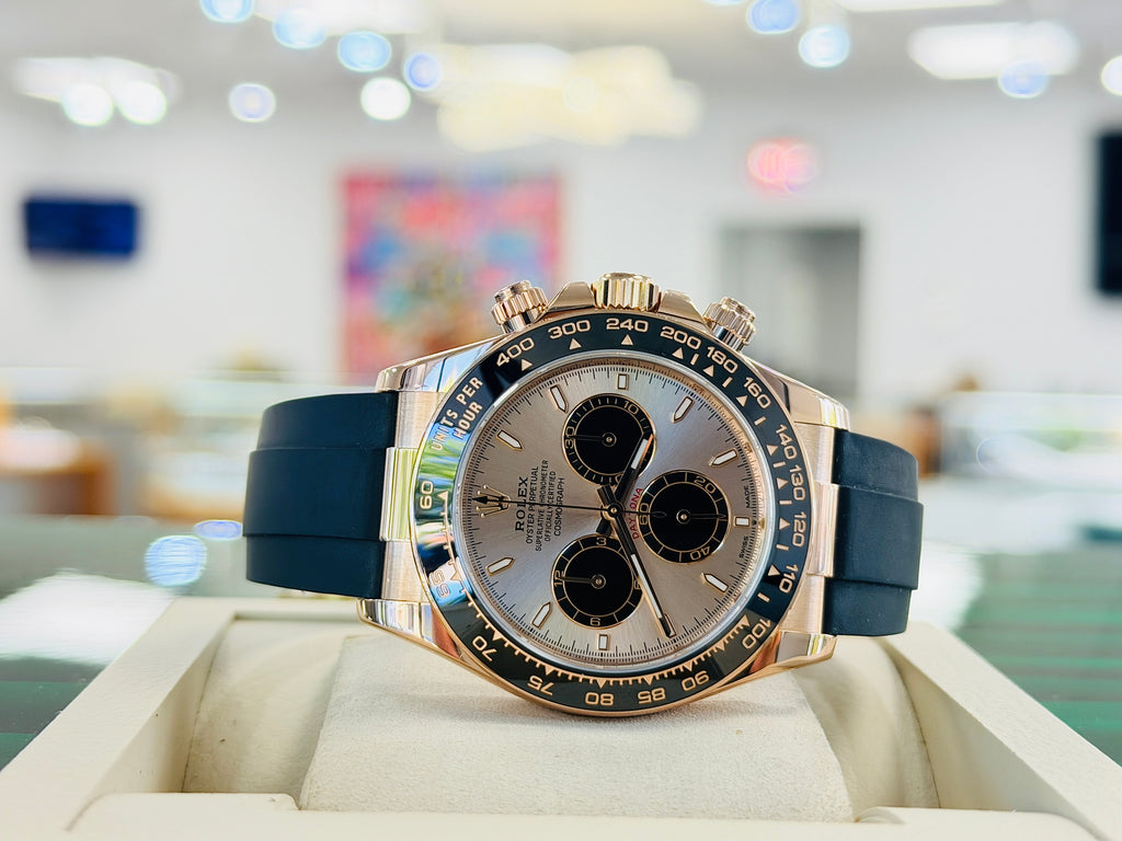 Rolex Daytona 126515LN Rose Gold  Oysterflex Sundust Dial MINT