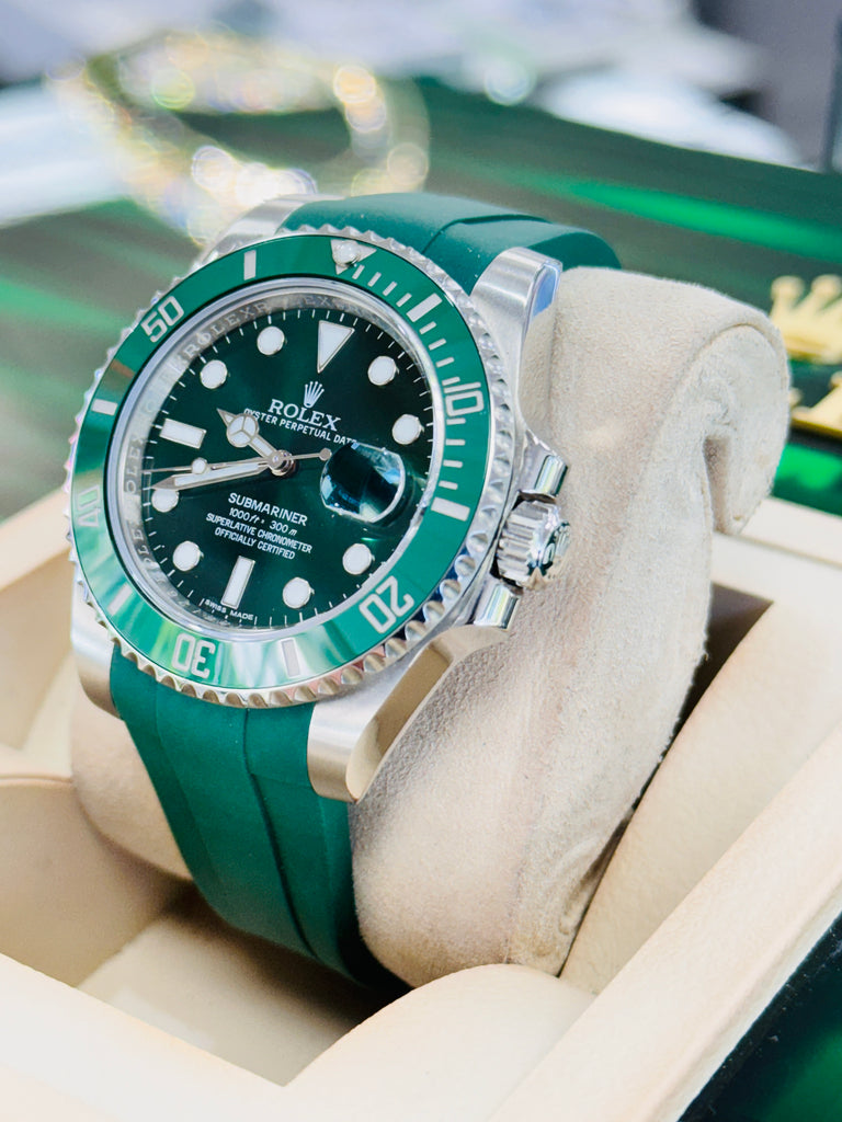Rolex Submariner Hulk 116610LV Rubber B and Rolex Oyster Band Box