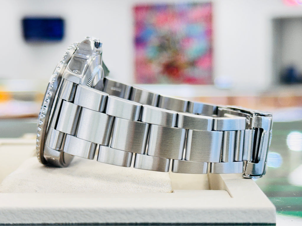 Rolex GMT-Master II 16760  Vintage “Fat Lady Coke”  Steel 40 PreOwned - Diamonds East Intl.