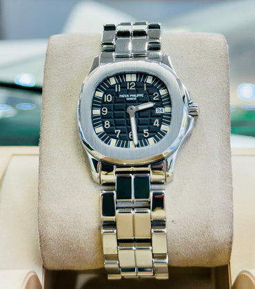 Patek Philippe Aquanaut 4960/1A-001 - Diamonds East Intl.