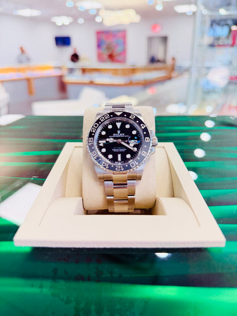 Rolex GMT-Master II 126710GRNR  Bruce Wayne Oyster BOX & PAPERS PreOwned - Diamonds East Intl.