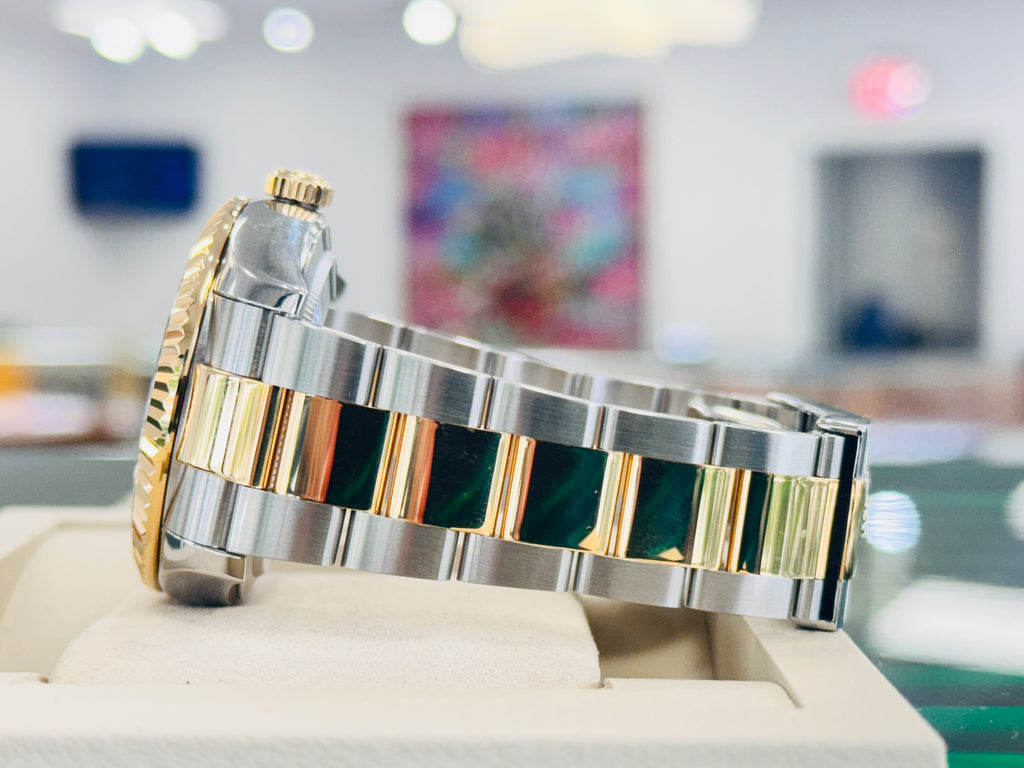 Rolex Sky-Dweller 326933  Black Dial Oyster Bracelet Stainless and Yellow Gold Box and Papers PreOwned - Diamonds East Intl.