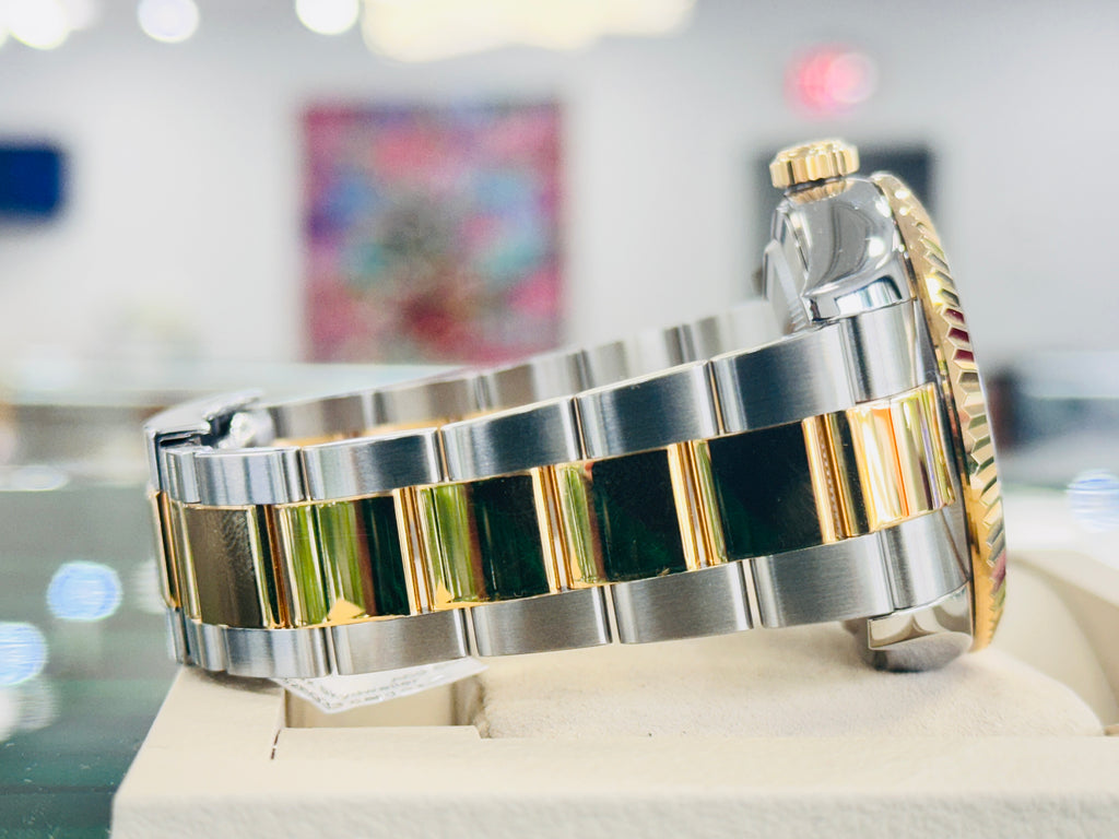 Rolex Sky-Dweller 326933  Black Dial Oyster Bracelet Stainless and Yellow Gold Box and Papers PreOwned - Diamonds East Intl.