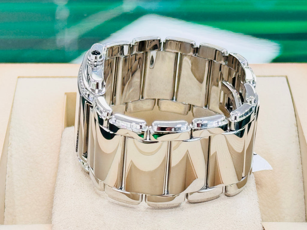 Patek Philippe Twenty~4  Blue Dial Steel Diamond 4910 PreOwned - Diamonds East Intl.