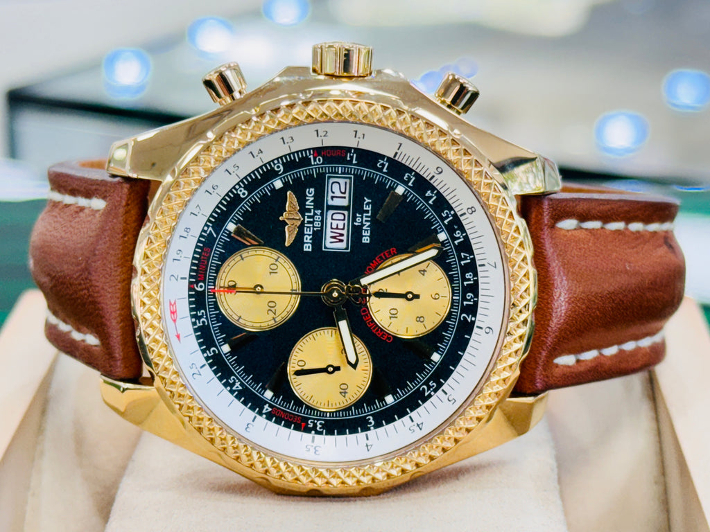 Breitling Bentley Motors GT Green Dial K13362 Chrono 18k Yellow Gold 45mm Watch