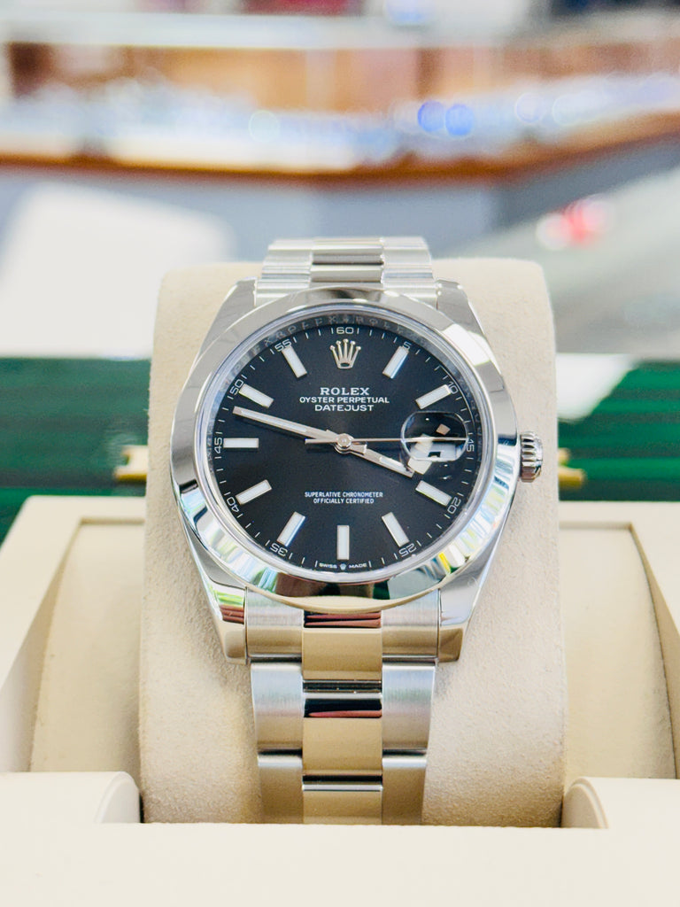 Rolex Datejust 41 126300 Black  Dial Stainless Steel Smooth Bezel  Oyster Bracelet Unworn