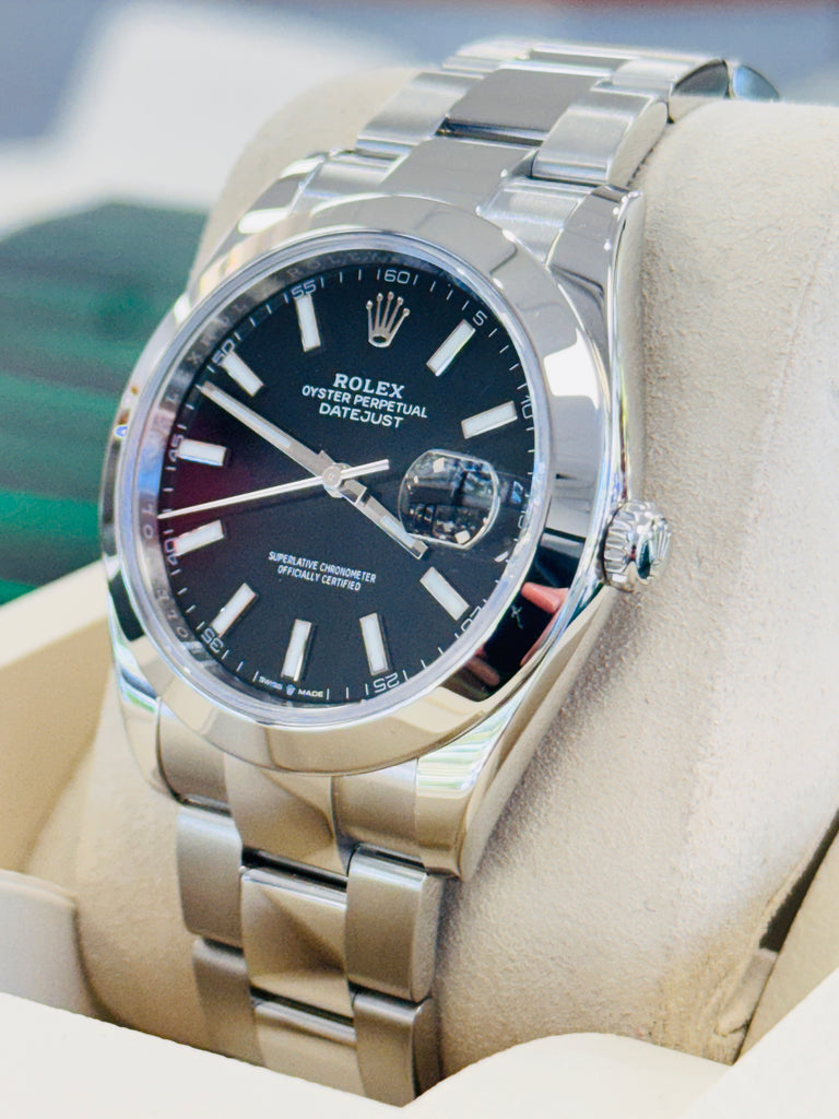 Rolex Datejust 41 126300 Black  Dial Stainless Steel Smooth Bezel  Oyster Bracelet Unworn